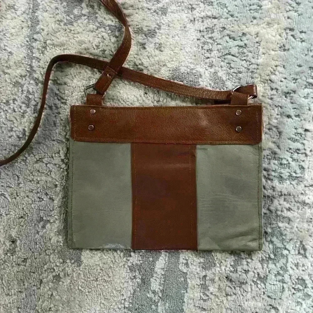 Handmade Leather Purse for the Boho girl in you! NWOT